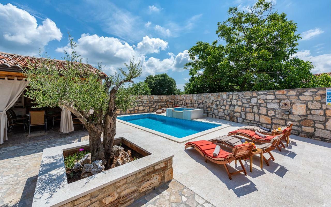 Casa Di Roccia Villa Marčana Kültér fotó